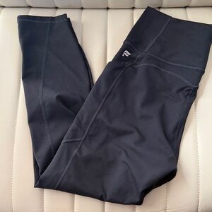 Fabletics PurLux side pocket leggings super soft stretchy fits S/M